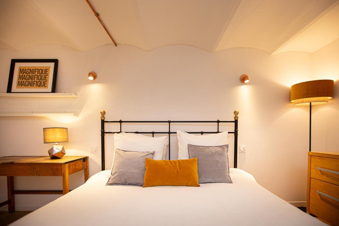 Beautiful Converted One Bedroom Apartamento Carcasona